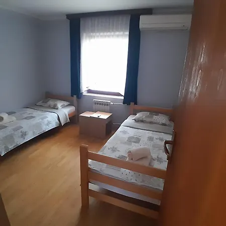 Lm 19 Apartman Újvidék